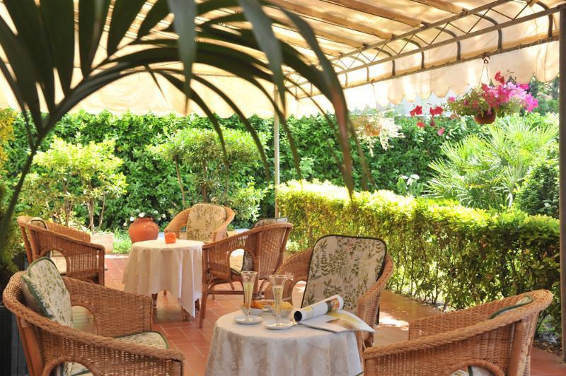 Hotel La Pineta Al Mare ฟอร์เต เดย์ มาร์มี ภายนอก รูปภาพ