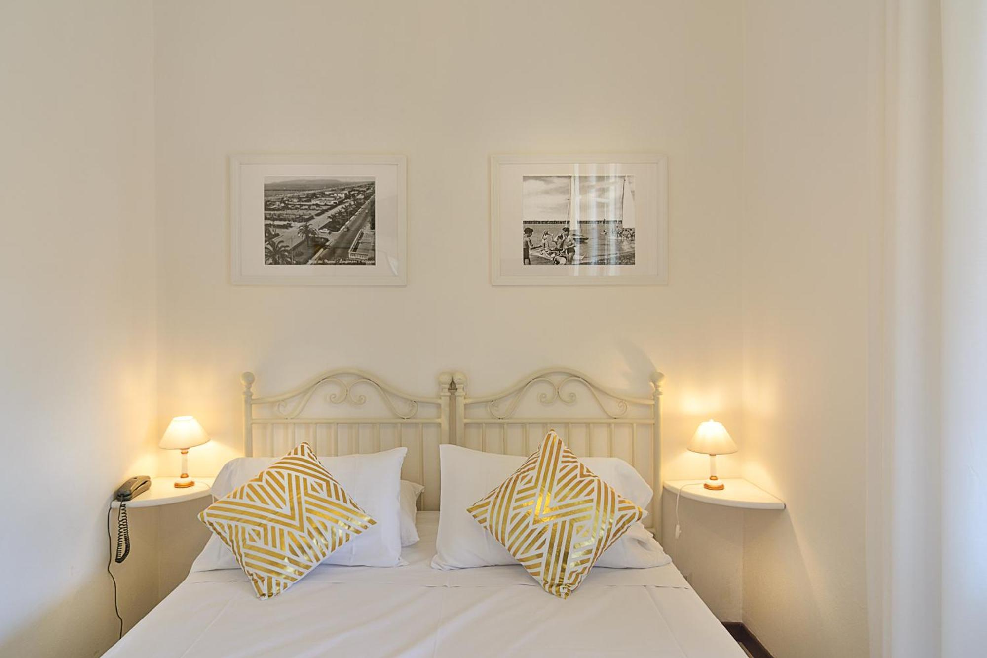 Hotel La Pineta Al Mare ฟอร์เต เดย์ มาร์มี ภายนอก รูปภาพ